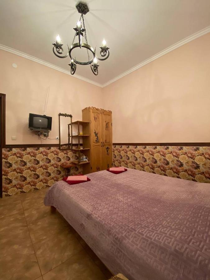 Magnoliia Hotel Soechoemi Buitenkant foto