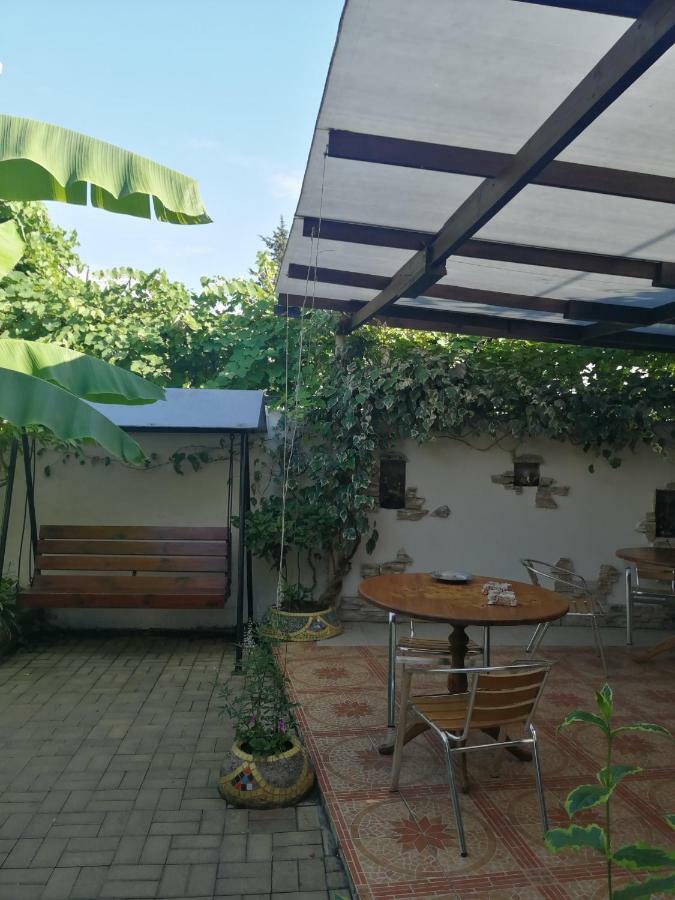 Magnoliia Hotel Soechoemi Buitenkant foto